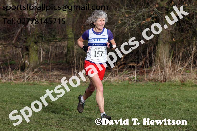 Womens 35s and over and mens 65 and over, 2018 North Eastern Masters, Darlington. Photo: David T. Hewitson/Sports for All Pics